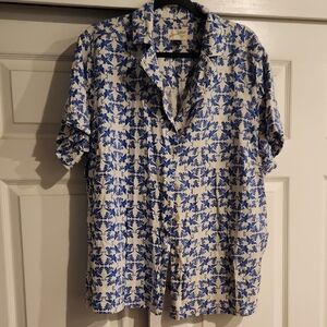 Universal Thread Blue and White Floral Linen Camp Shirt
